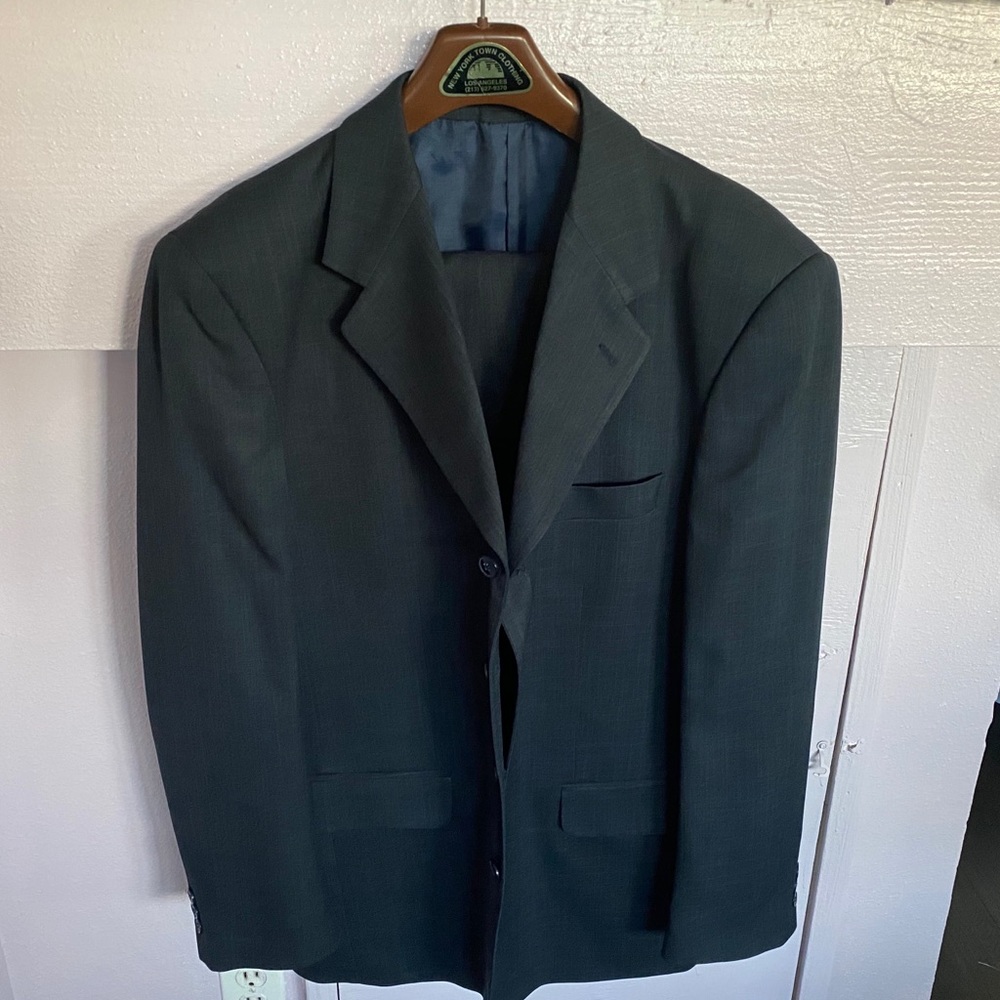 Men’s 2-Piece Suit